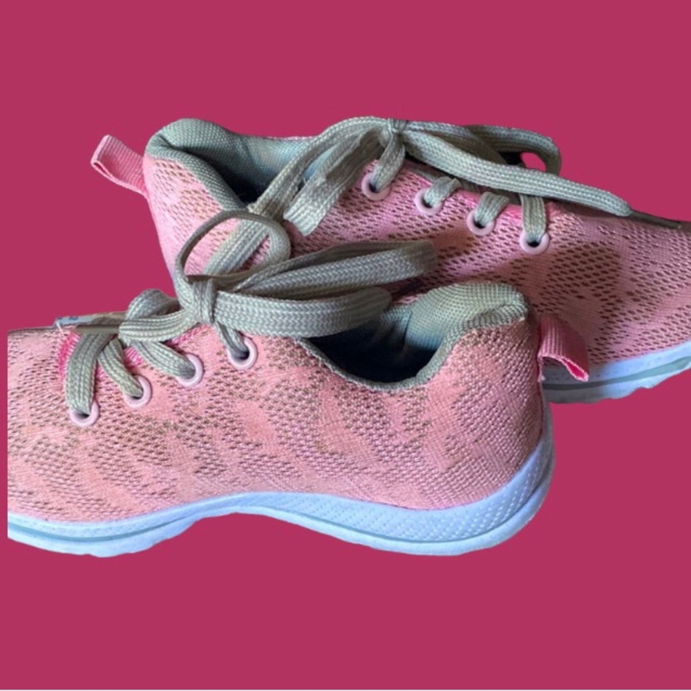 Size 13 Little Girl Pink Shoe